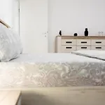 Thome White Flat Smart Budget Lägenhet Cluj-Napoca