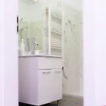 Thome White Flat Smart Budget Cluj-Napoca