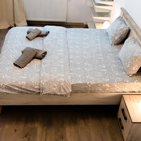 Thome White Flat Smart Budget Kluż-Napoka