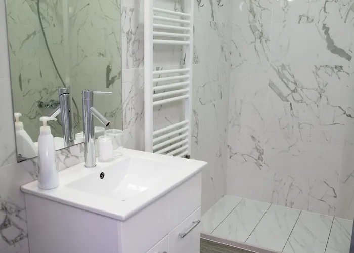 Thome White Flat Smart Budget Kaloşvar