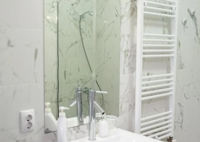 Apartament Thome White Flat Smart Budget *