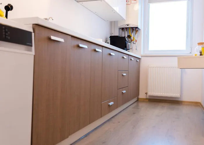 Thome White Flat Smart Budget Cluj-Napoca