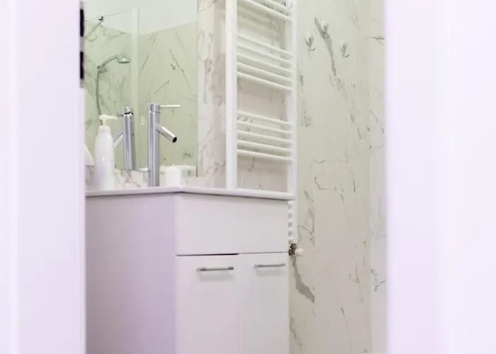 Thome White Flat Smart Budget Kaloşvar