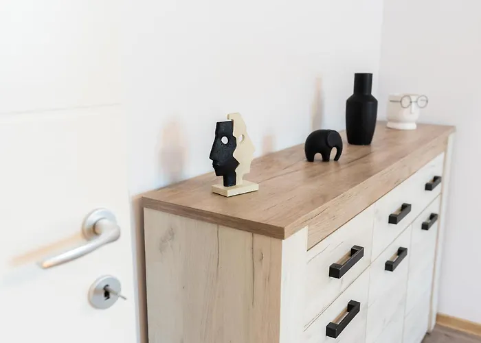 Apartament Thome White Flat Smart Budget