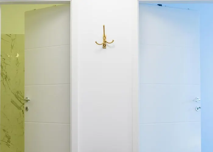 Thome White Flat Smart Budget * Cluj-Napoca